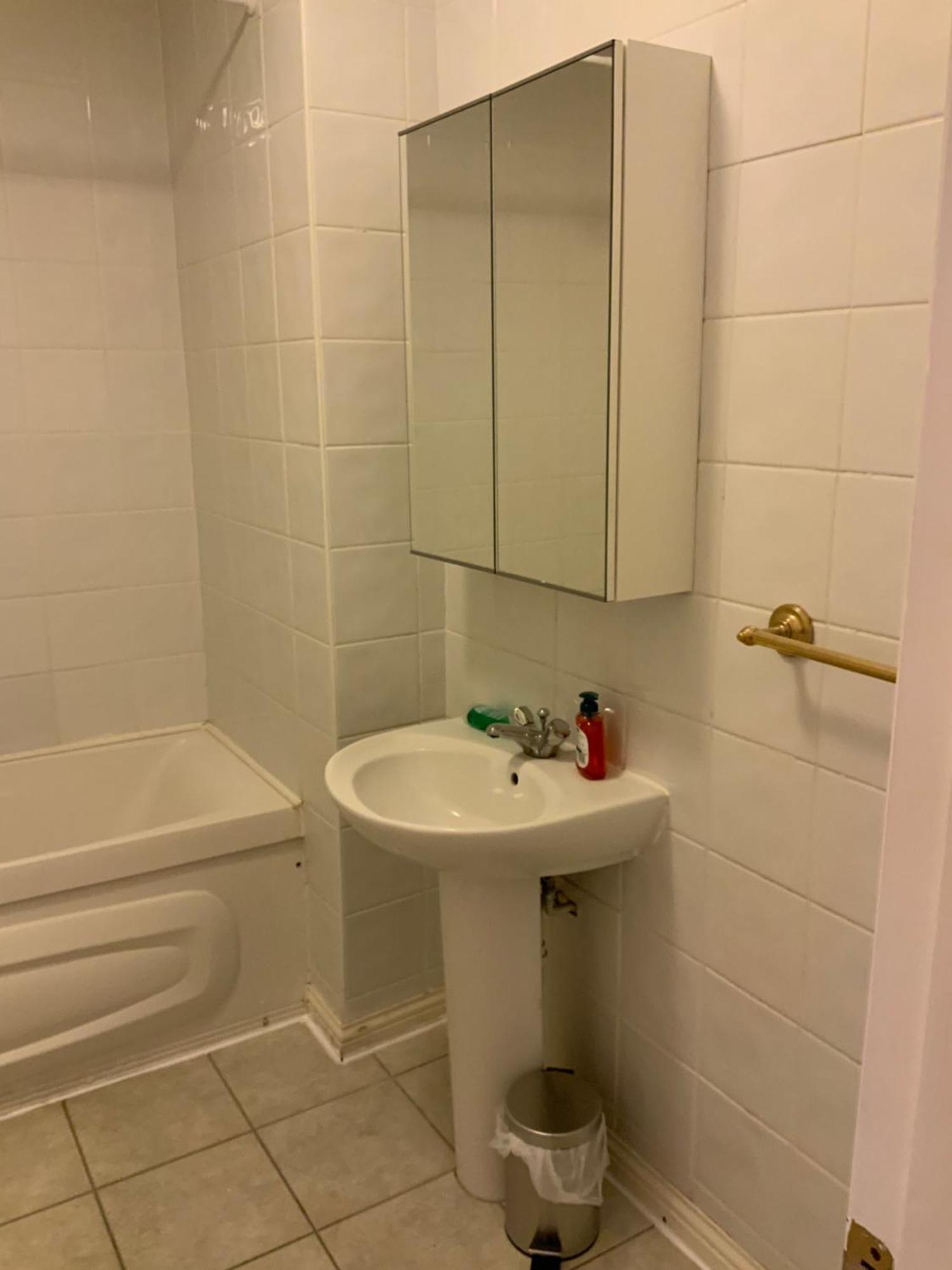 Quite And Cozy 2 Bedroom Apartment 골웨이 외부 사진