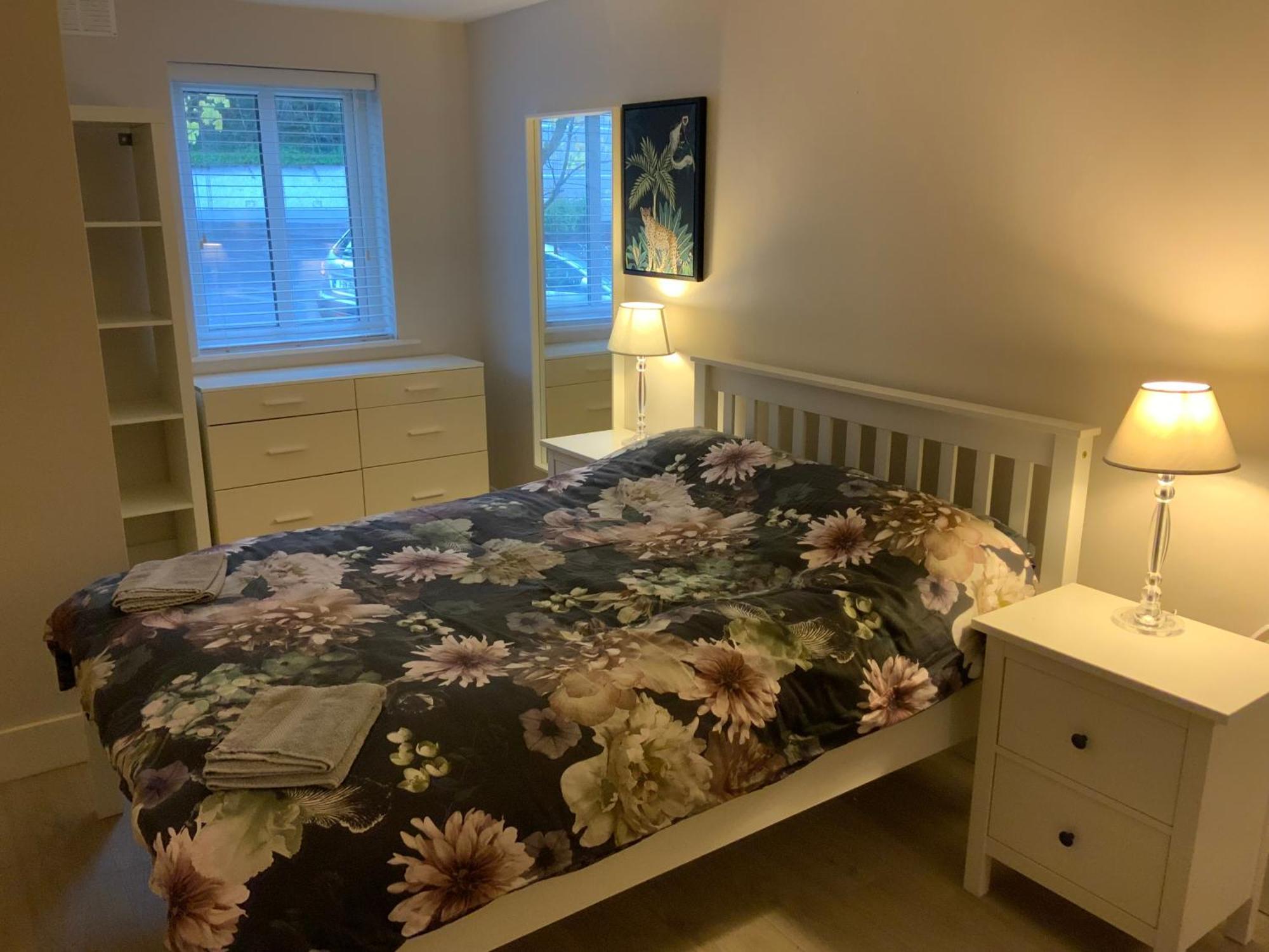 Quite And Cozy 2 Bedroom Apartment 골웨이 외부 사진